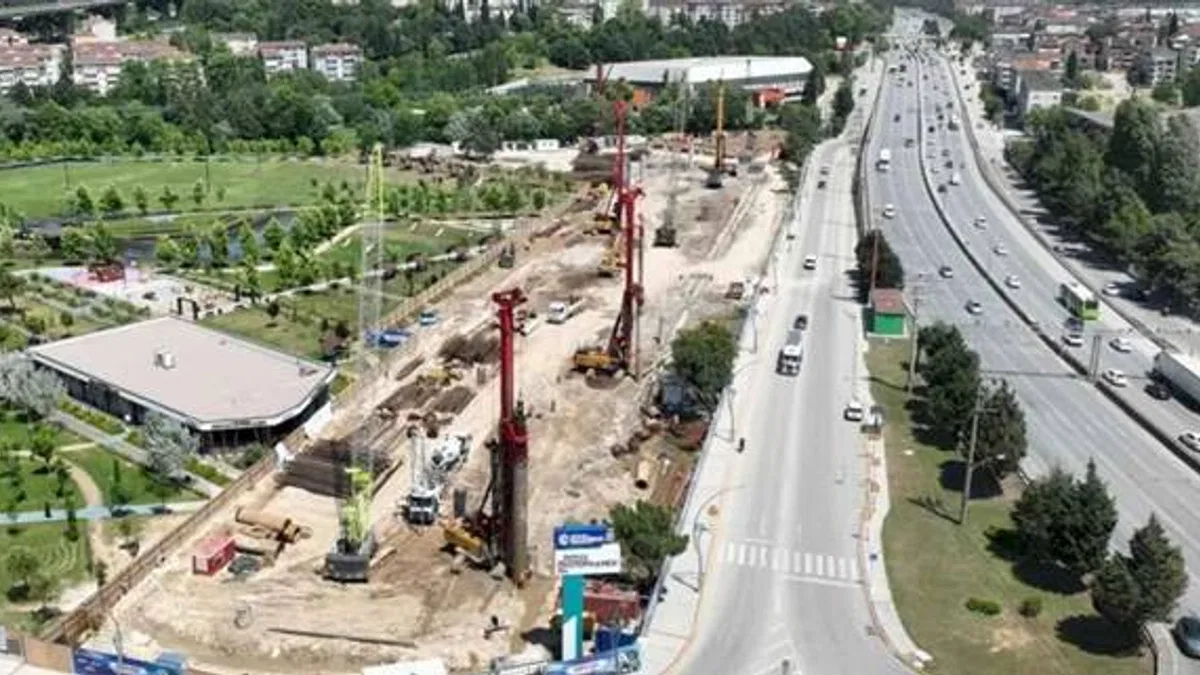 Kocaeli'de 'Körfezray Metro' projesi hız kesmiyor