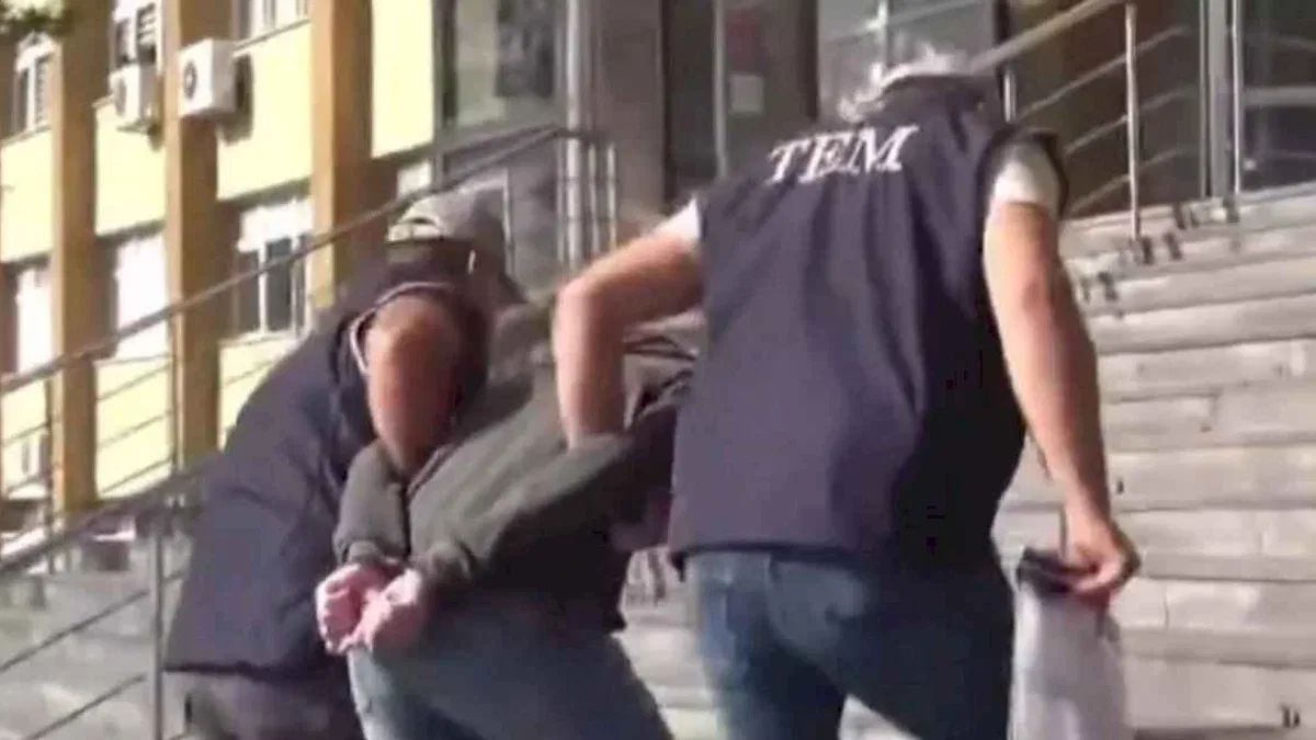 16 ilde 73 FETÖ'cüye Kıskaç!