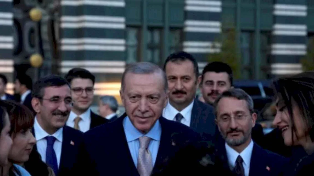 Cumhurbaşkanı Erdoğan'dan öğretmenlere atama müjdesi