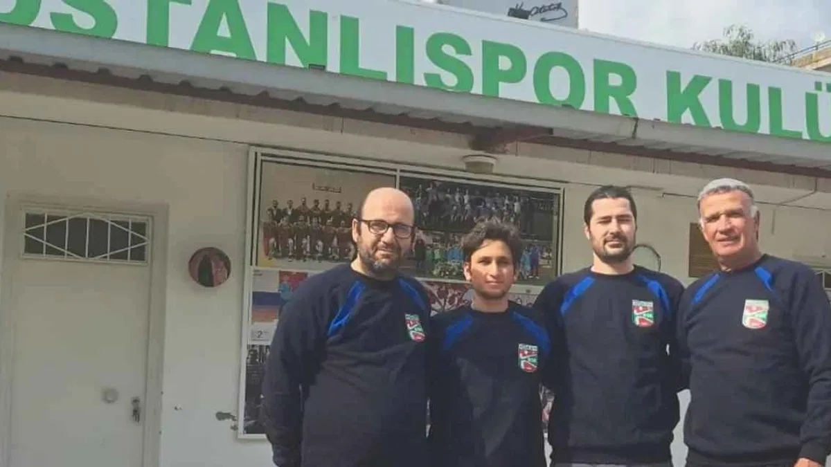 İzmir'de Bostanlıspor kendi antrenörünü kendi yetiştiriyor