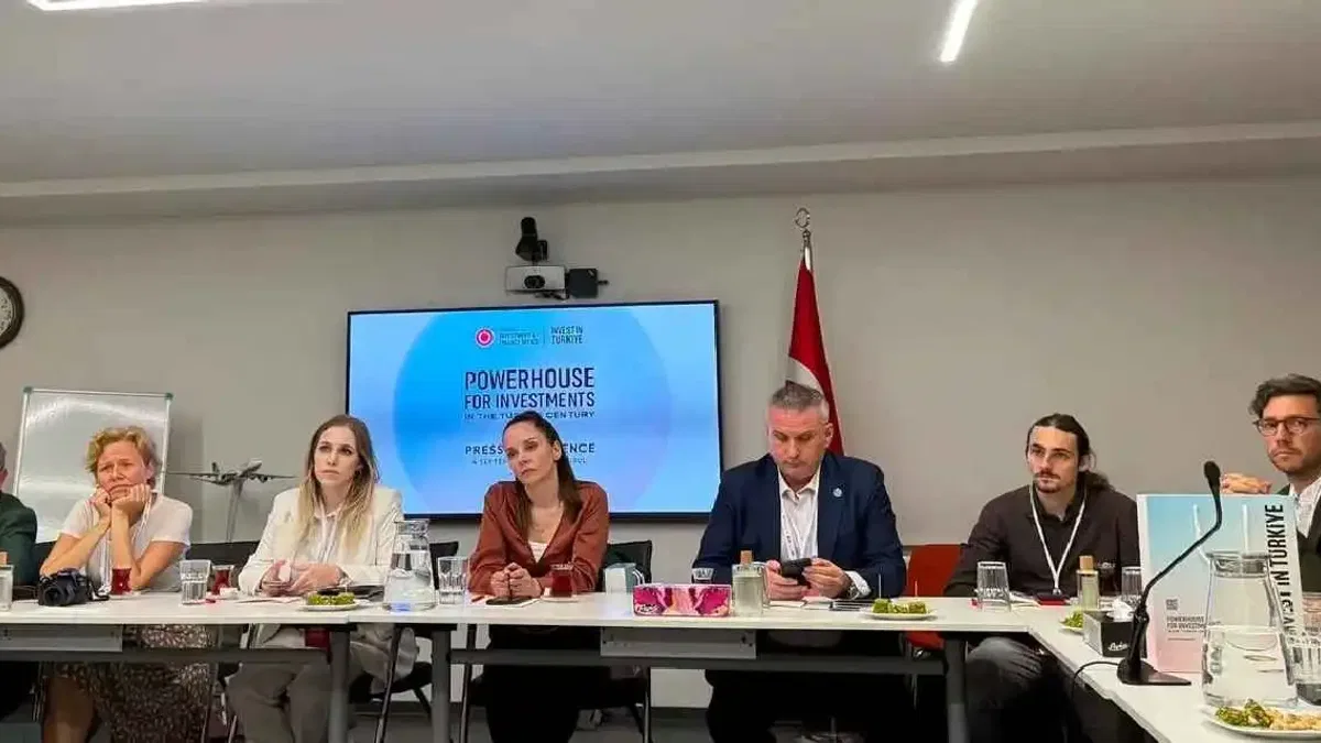 İstanbul'da 'Yatırımlar İçin Güçlü Merkez Türkiye' medya programı yapıldı