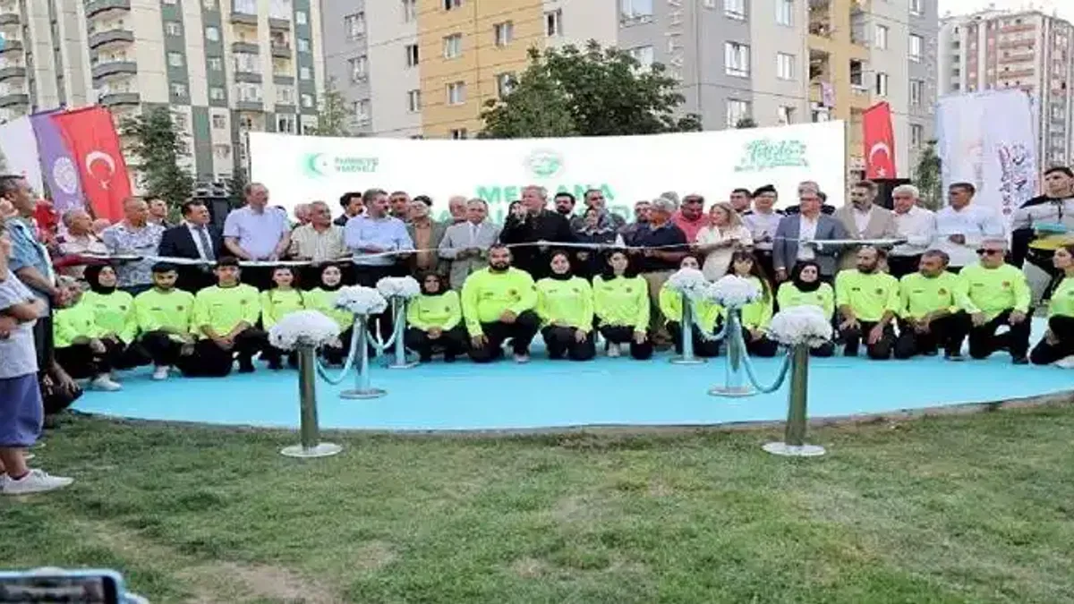 Kayseri Talas'ta Mevlana Meydanı açıldı