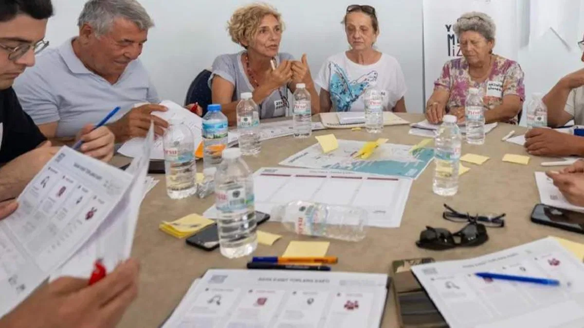 İzmir’de Yurttaş Meclisi dönemi başladı