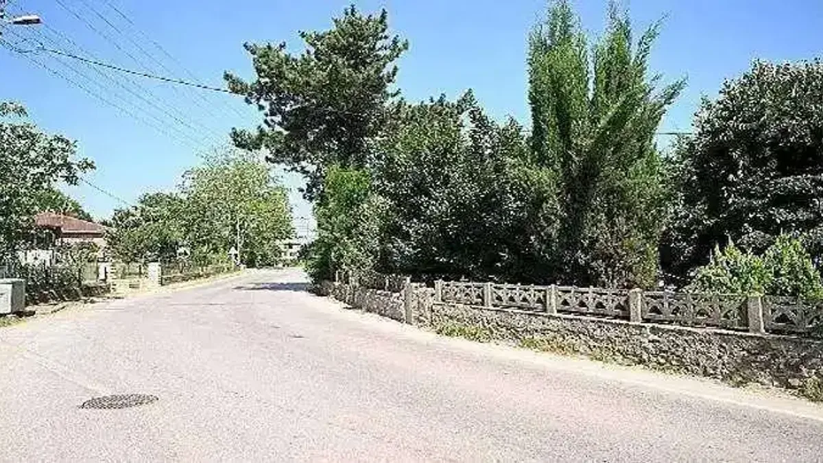 Kartepe balaban mahallesi'ne modern meydan
