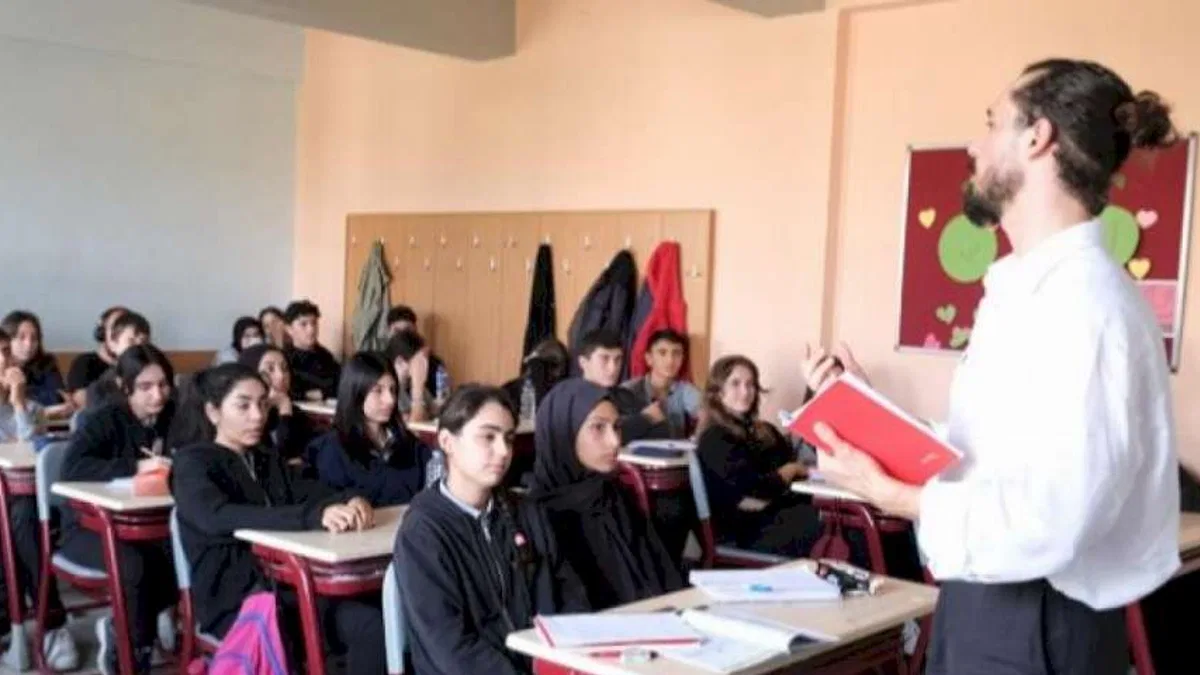 Kocaelililere Sezai Karakoç sürprizi
