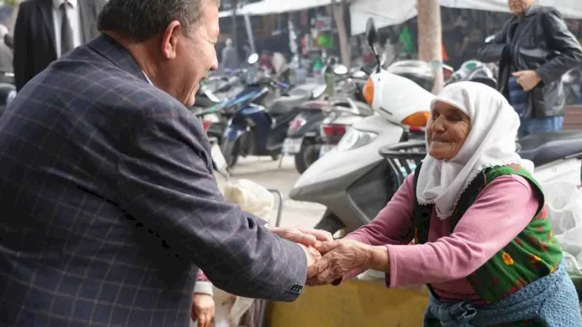 Muğla Milas'ta Başkan Topuz'dan 'Salı Pazarı' mesaisi
