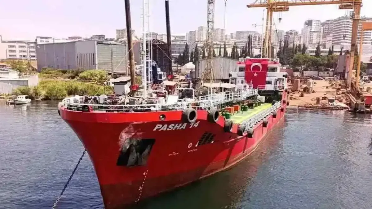 Yakıt barcı filosuna iki yeni gemi