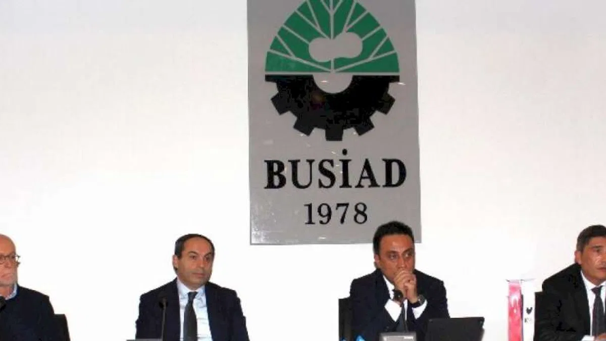 Bursa'da tekstilin geleceği BUSİAD Evi'nde konuşuldu