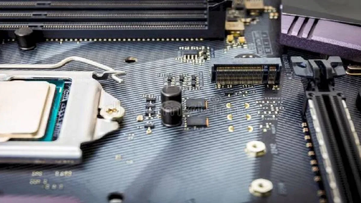x16 ile 512 GB/sn: PCI Express 7.0 Gelişimi Sürüyor