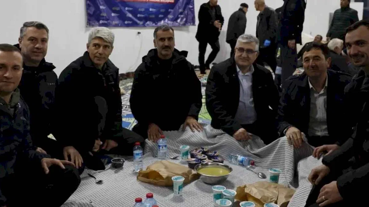 Kocaeli Büyükşehir’le iftar bereketi Balkanlar’da yaşanmaya devam ediyor