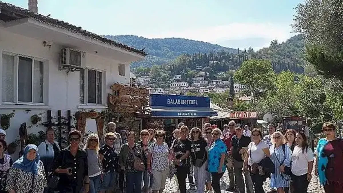Buca Belediyesi'nden Ücretsiz Turistik Gezi
