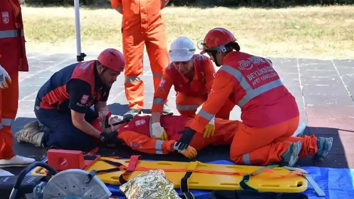 İstanbul Beylikdüzü'nde afet gönüllülerine kapsamlı eğitim