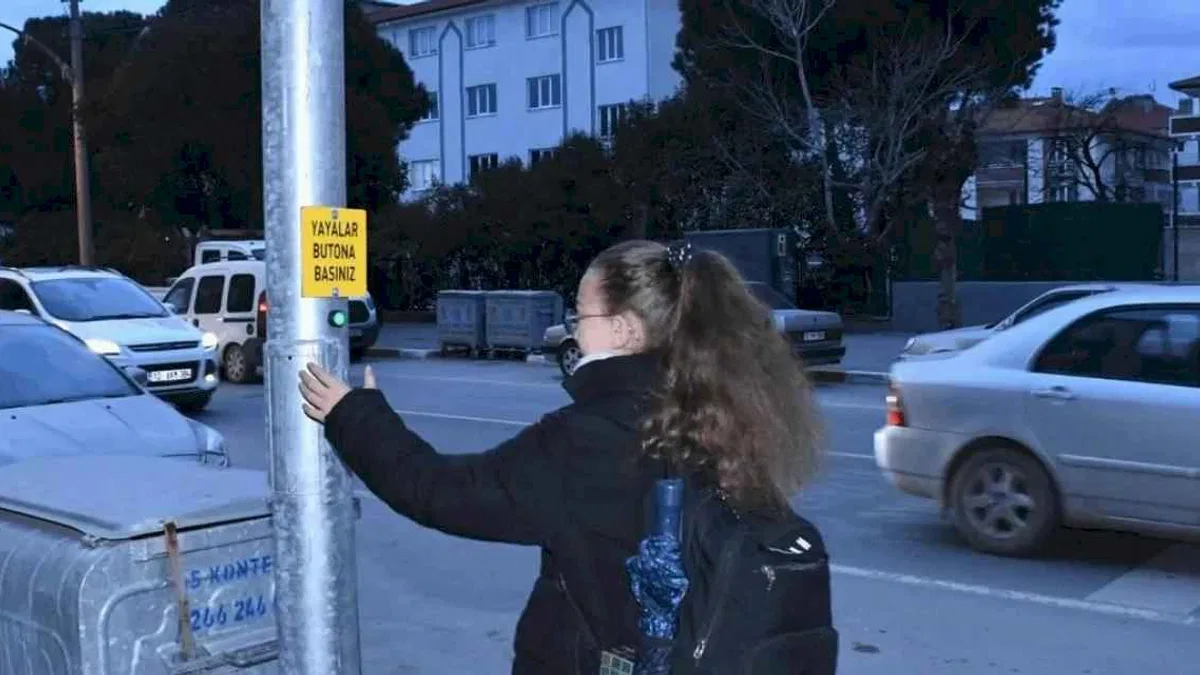 Balıkesir'de yaya güvenliği için butona basıldı