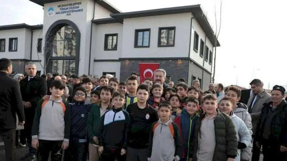 Türkan Yücesan Akıl Küpü Kütüphanesi açıldı