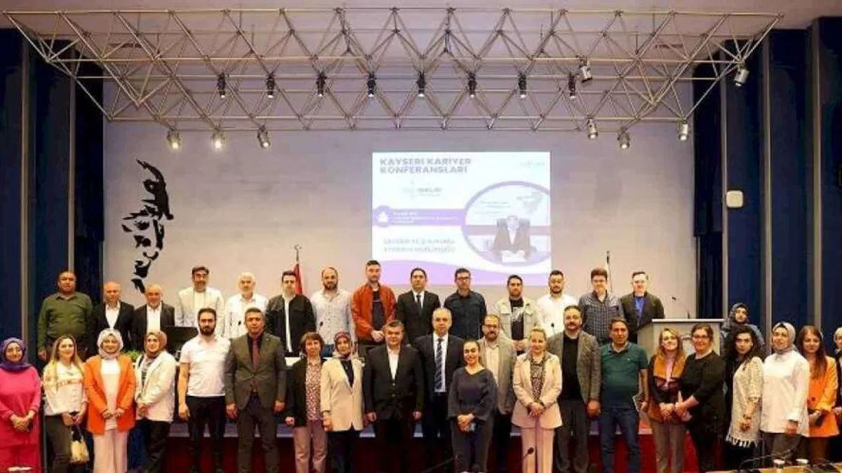 Büyükşehir’in Kayseri Kariyer Konferansları sürüyor