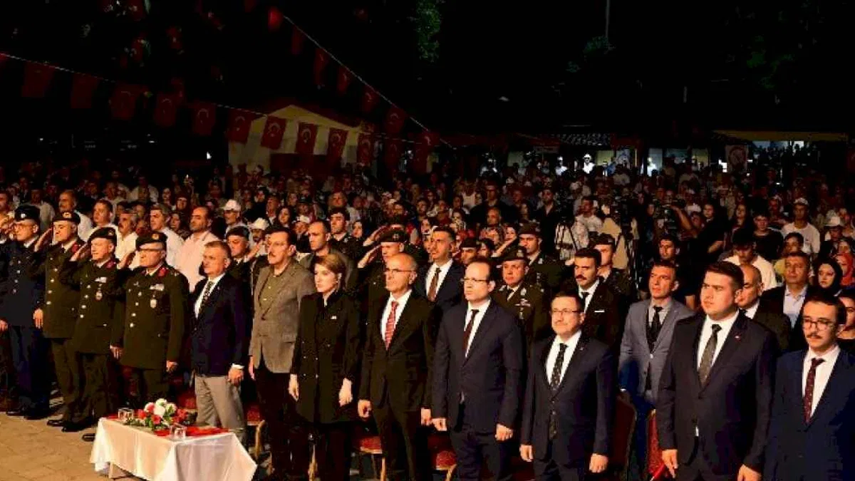 Başkan Er, 15 Temmuz Demokrasi ve Milli Birlik Günü etkinliklerine katıldı
