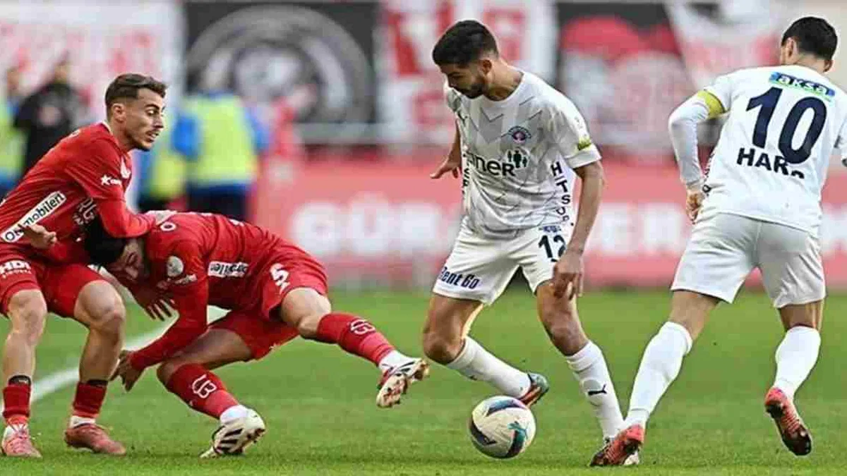 Onvo Antalyaspor 2-1 Çaykur Rizespor (Maç Sonucu) Antalya uzatmalarda 3 puana uzandı!