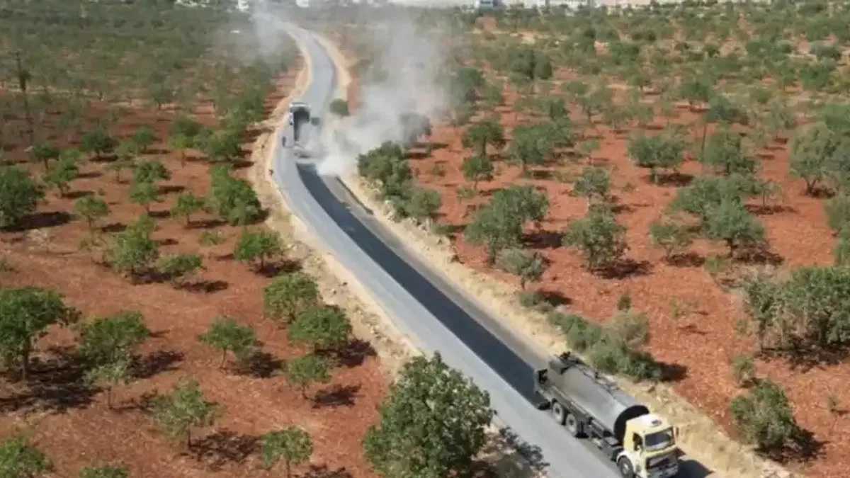 Halfeti’de kırsal yollar yenileniyor