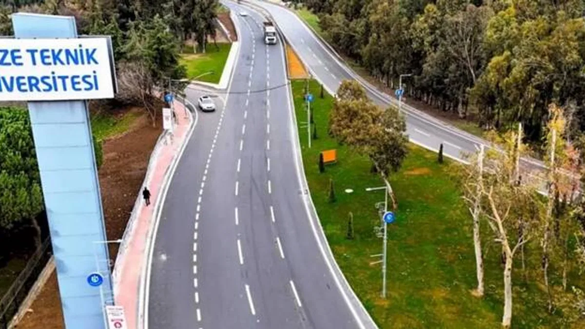 Kocaeli'ye ressamların değil, Büyükşehir’in eli değdi!