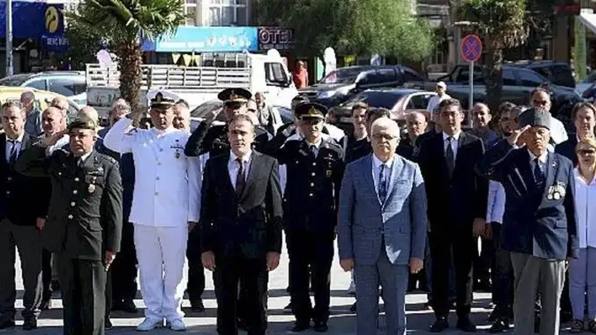 Gaziler Günü Cumhuriyet Meydanı'nda kutlandı