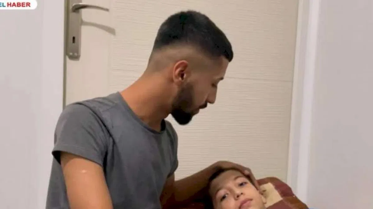 Küçük Yusuf depremde hem ailesini, hem de bacağını kaybetti!