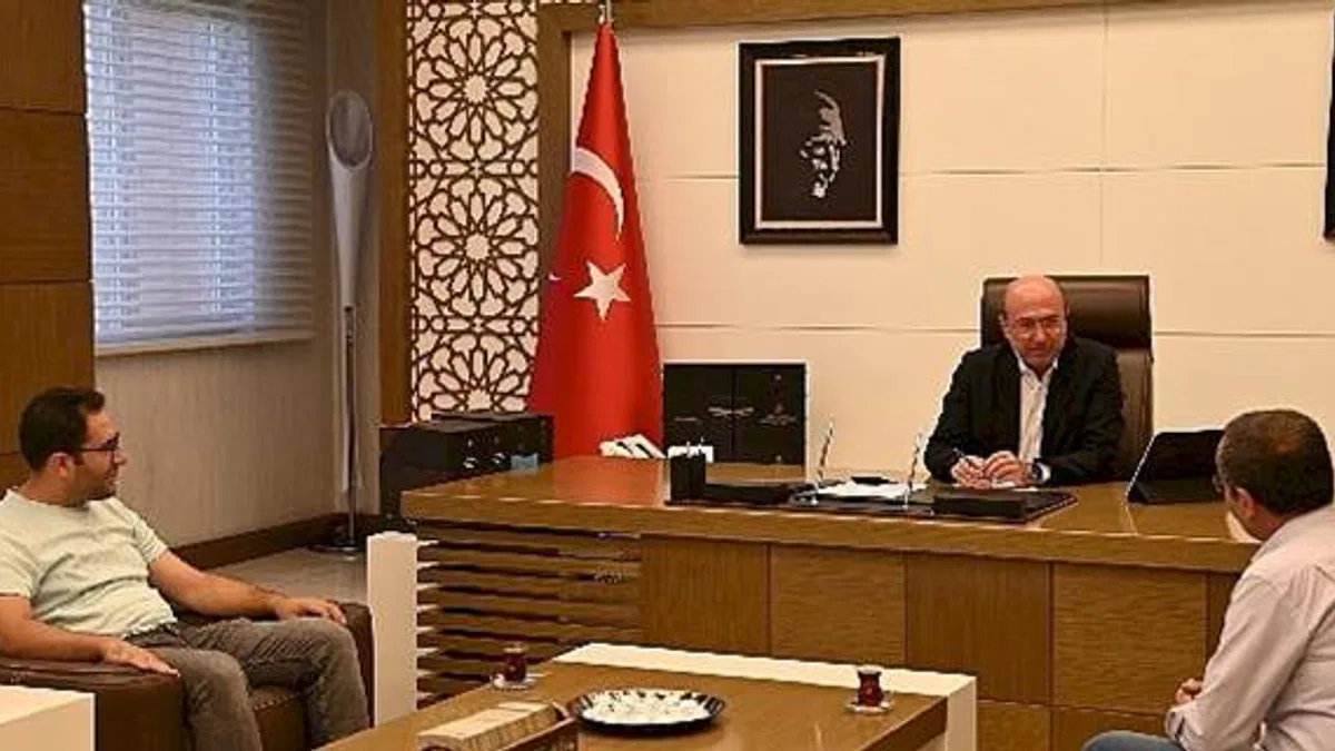Başkan Pekyatırmacı İlçe Sakinlerini Makamında Ağırladı