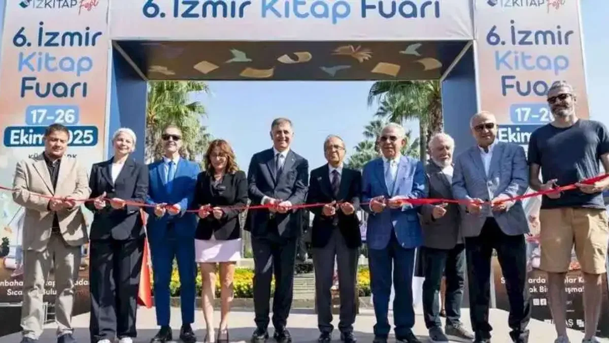 İzmir’de kitap ve edebiyat dolu günler başladı