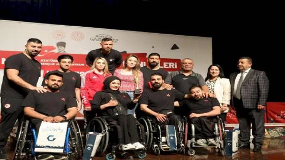 19 Mayıs turnuvalarında ödüller sahibini buldu