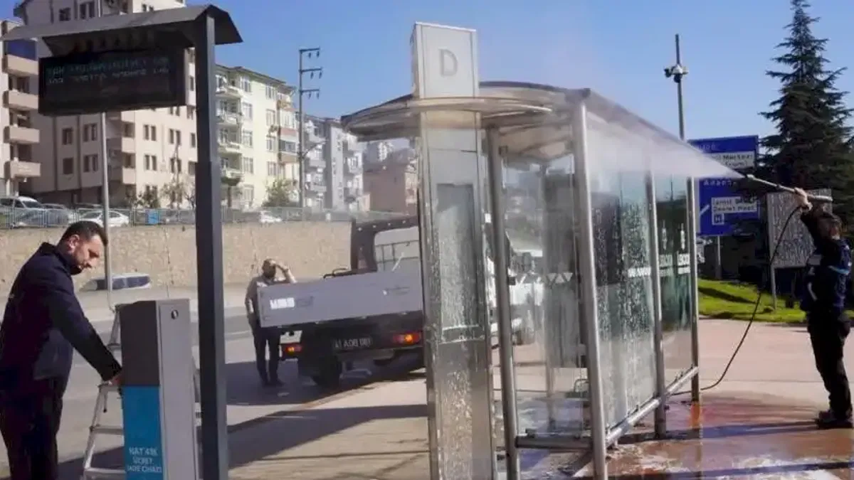 Kocaeli’de 4 bin 303 durak hijyenik hale getiriliyor
