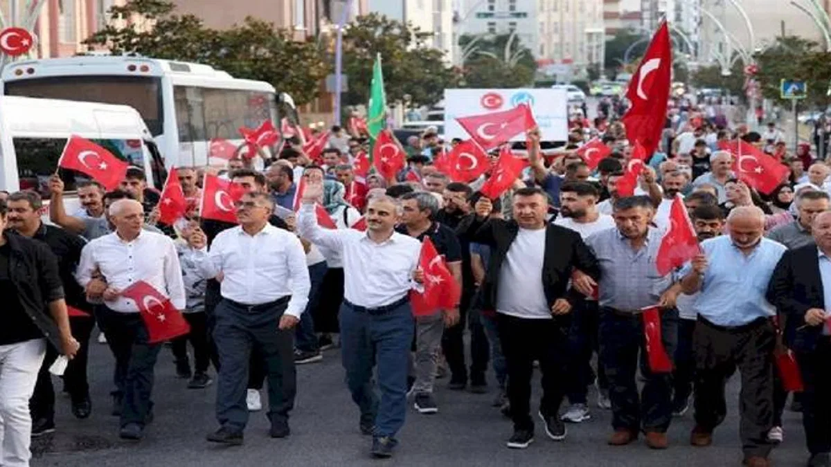 15 Temmuz kahramanları Çayırova'da anıldı