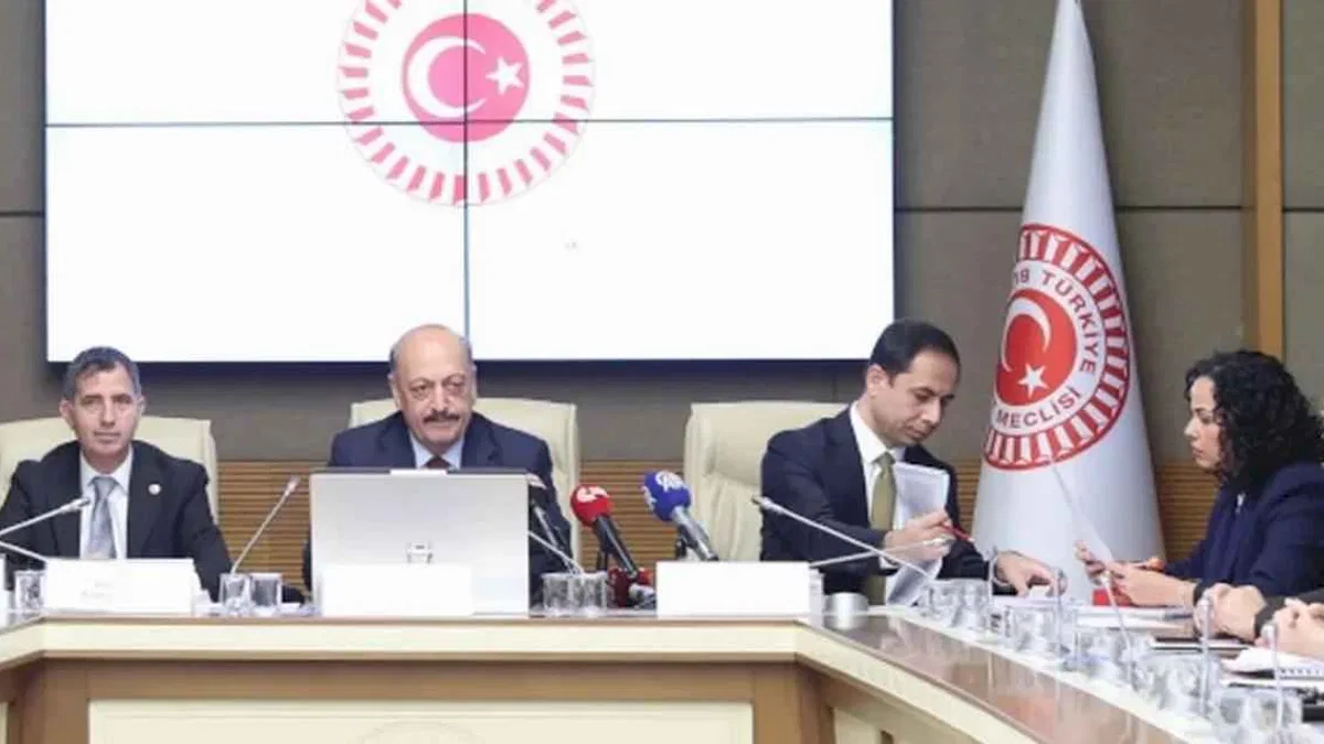 8 farklı kanunda değişiklik için komisyon toplandı... GSS prim borçlarına da düzenleme geliyor