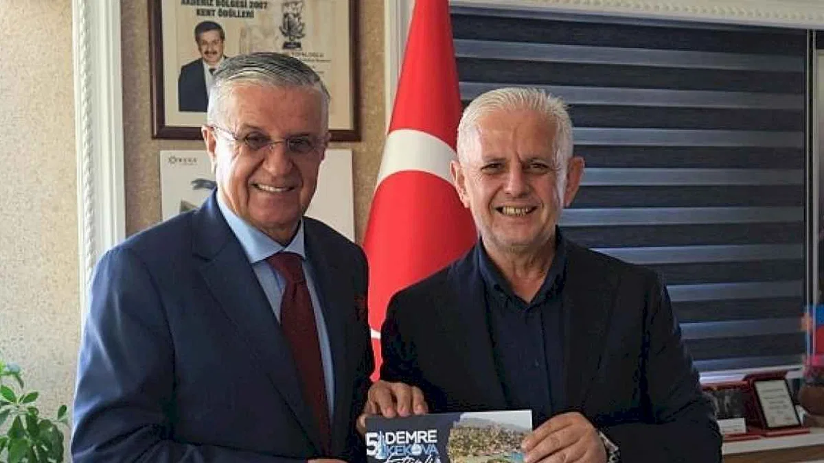 Demre Belediye Başkanı'ndan Başkan Topaloğlu'na ziyaret