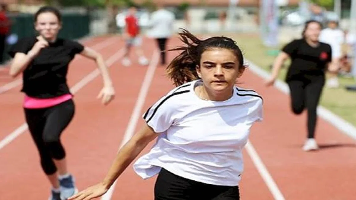 Semra Aksu Atletizm Pisti'nde bayram coşkusu!