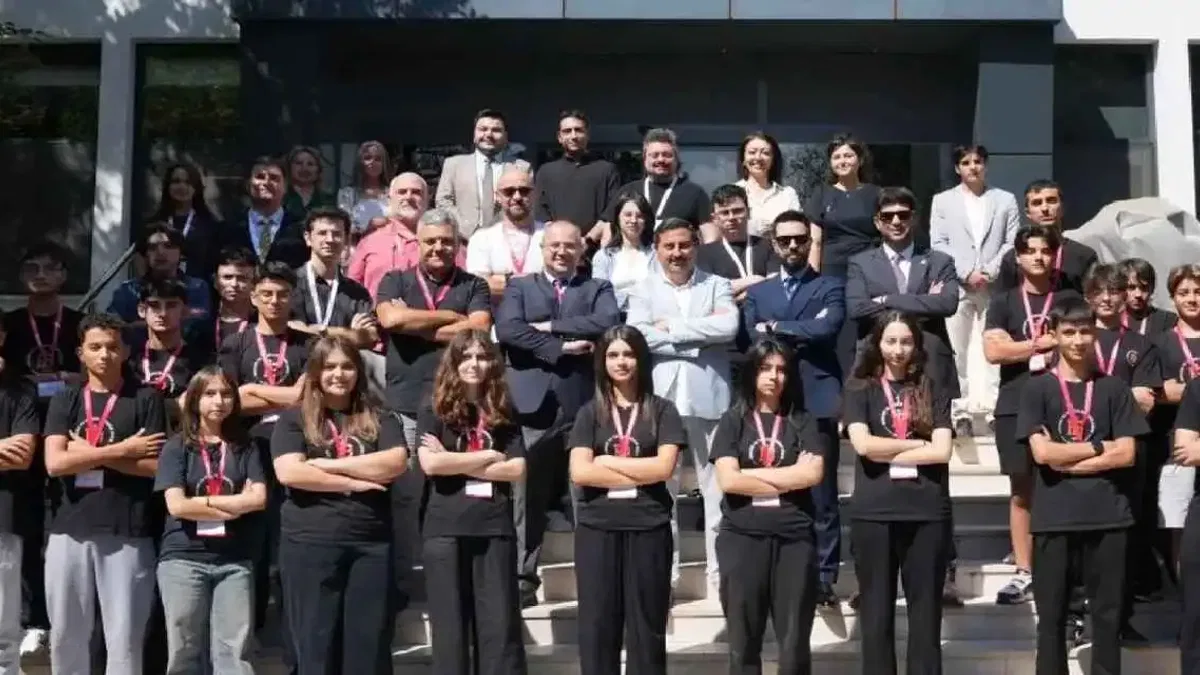 MEB'den öğrencilere 'siber güvenlik' kampı