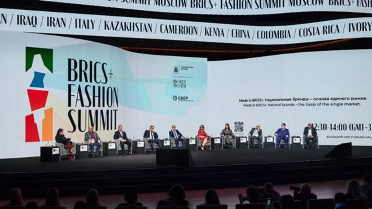 Ulusal markalar BRICS+ Fashion Summit podyumunda küreselleşmeye adım attı