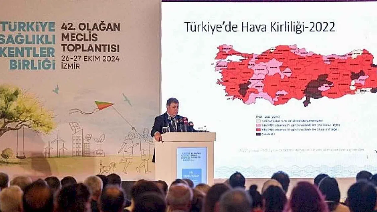Başkan Tugay: Bize emanet edilen bu güzel ülkeyi hep beraber daha ileriye taşıyalım