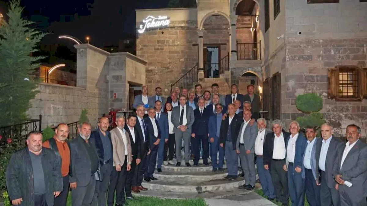 Kayseri Talas Belediyesi muhtarları ağırladı