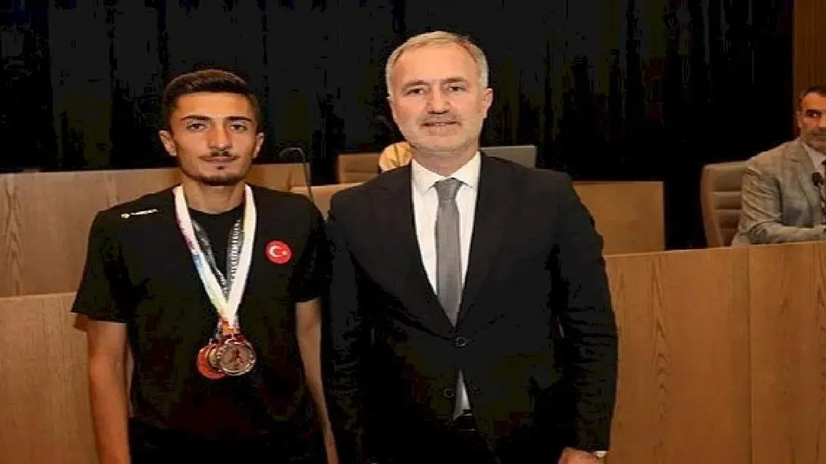 Balkan 3'üncüsü Milli Sporcu Mecliste Ödüllendirildi