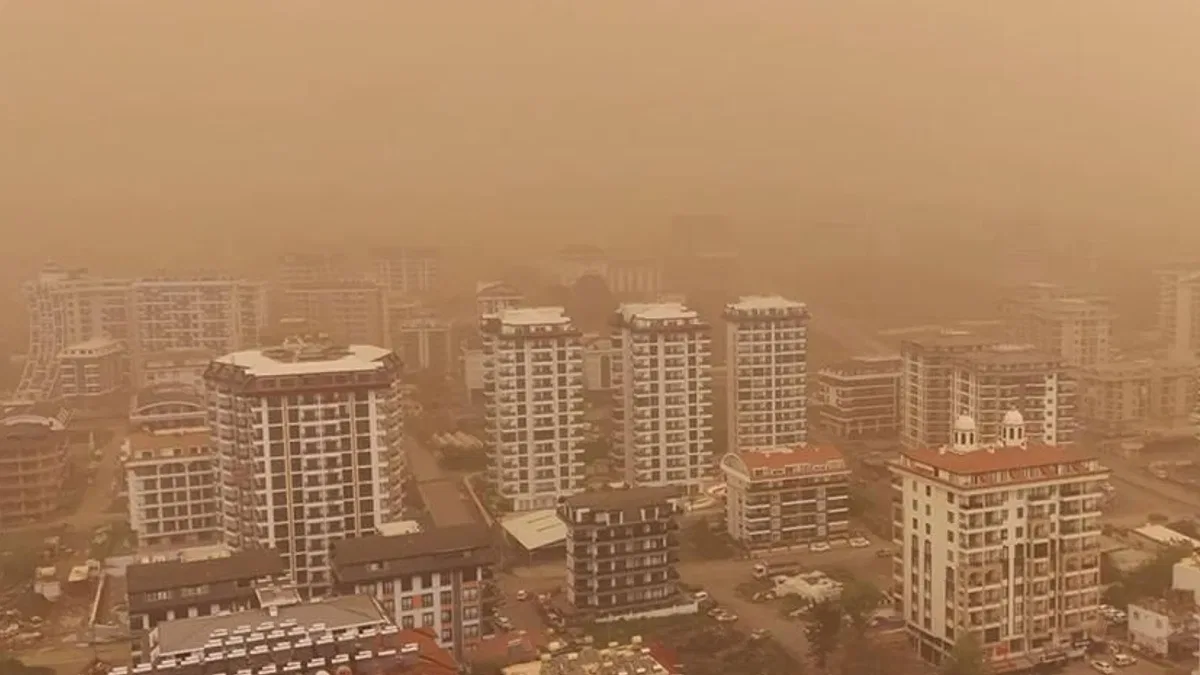 Meteorolojiden 13 ilde çöl tozu alarmı