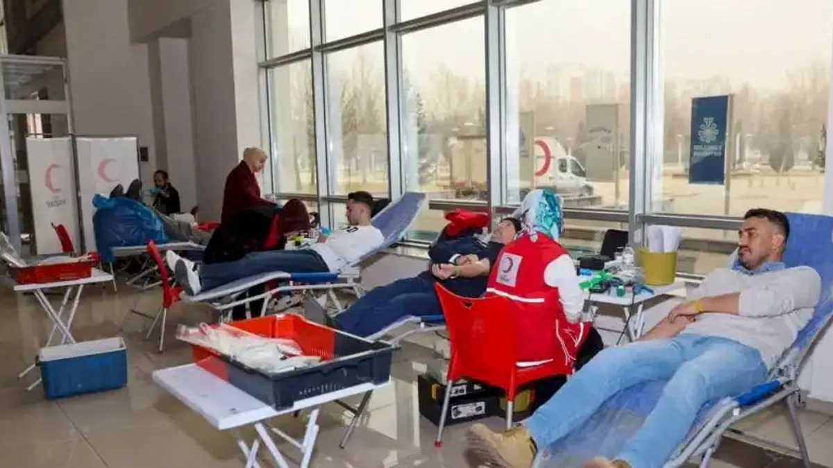 Konya Selçuklu'da kan bağışı kampanyasına destek