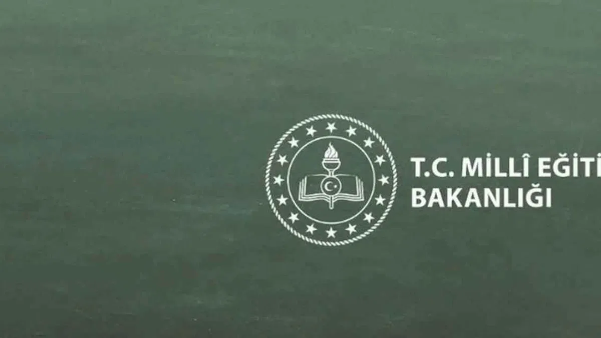 MEB'den müfredat dışı eğitim ve tahta renkleri ile ilgili açıklama