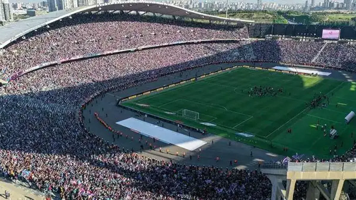 Süper Lig'de maçlar 19 statta yapılacak