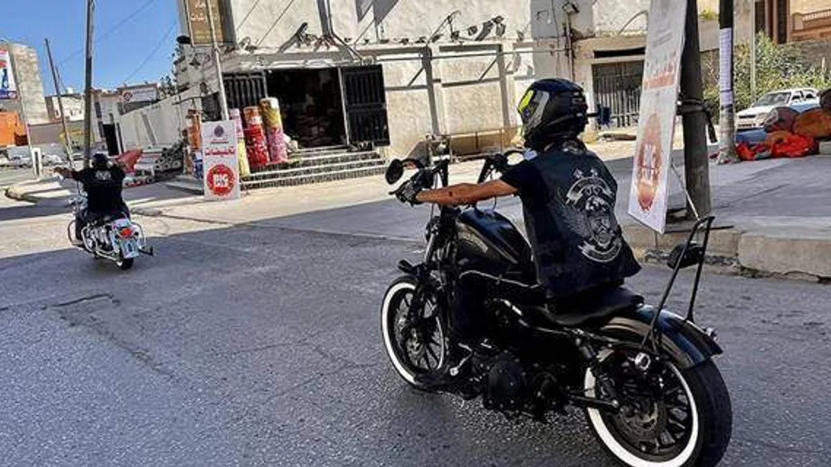 Cezayirli motosikletçi Türkiye yolunda