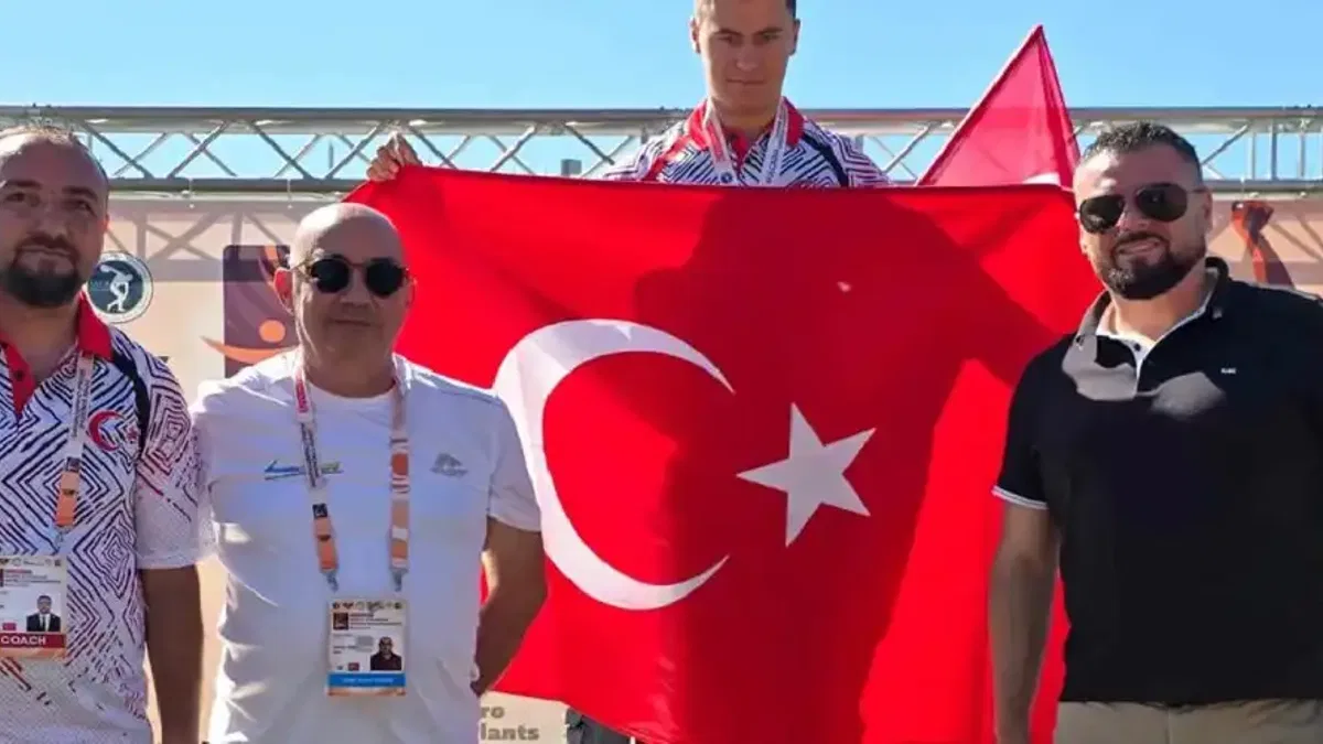 Muhammed Eren Uysal Dünya Şampiyonası’na damga vurdu... 6 altın, 2 dünya rekoru