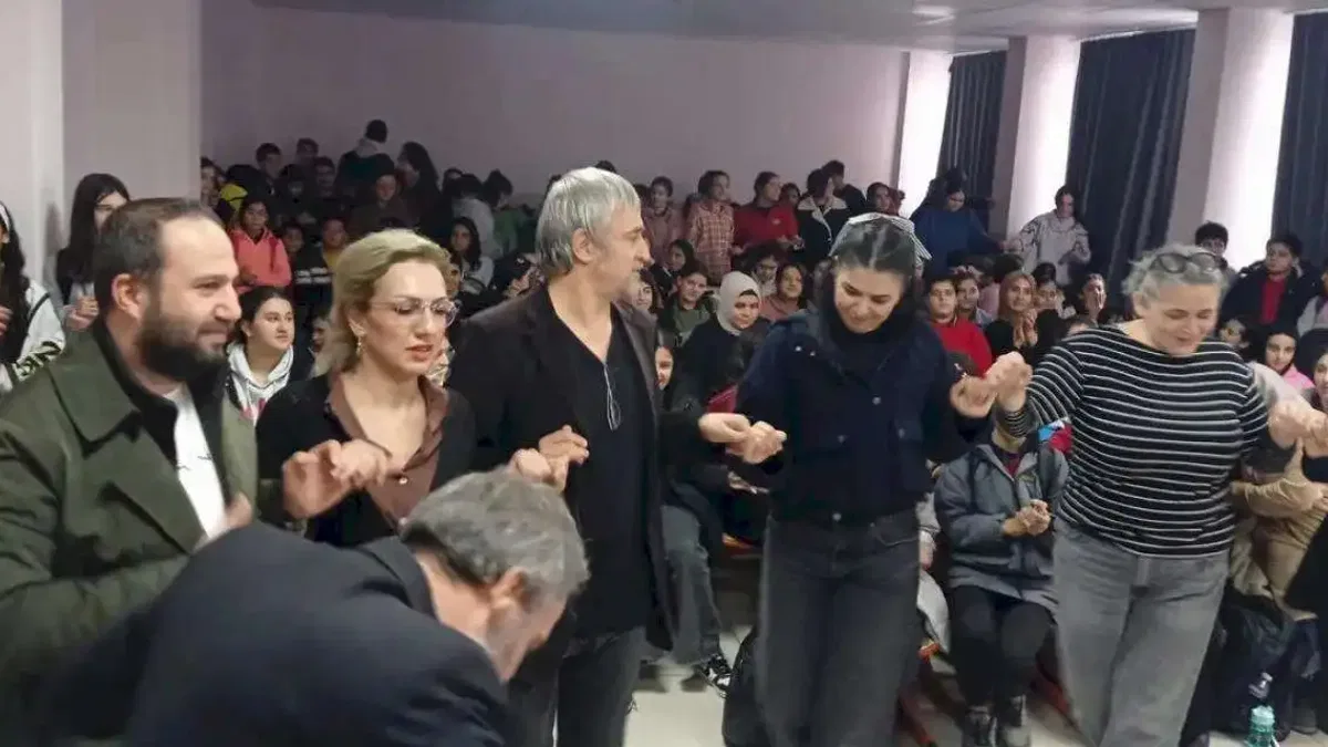 Mardin'de LGS öğrencilerine moral konseri