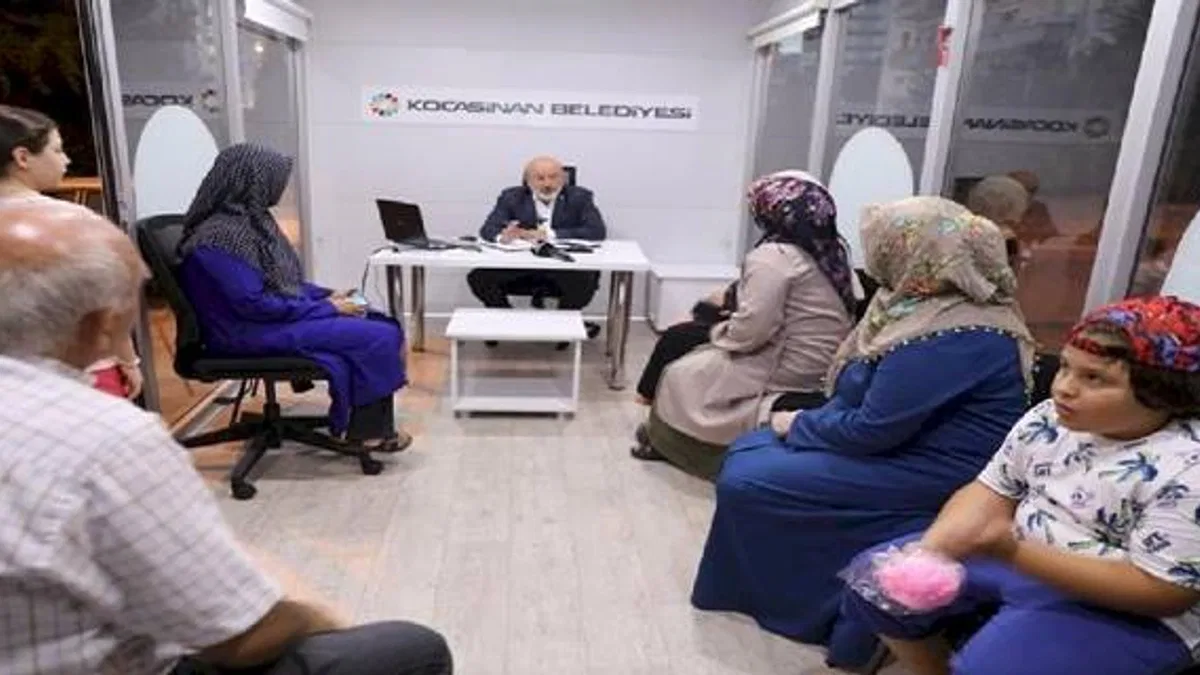 Kayseri Kocasinan'da başkan halkı dinliyor