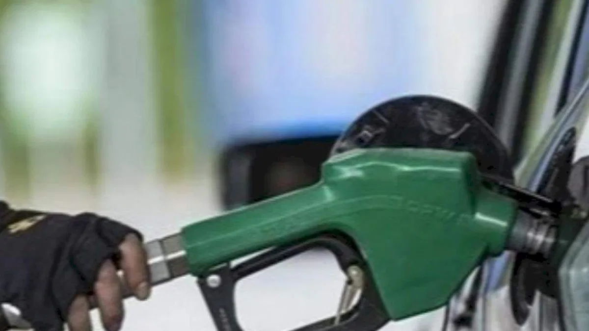 Benzine kallavi zam