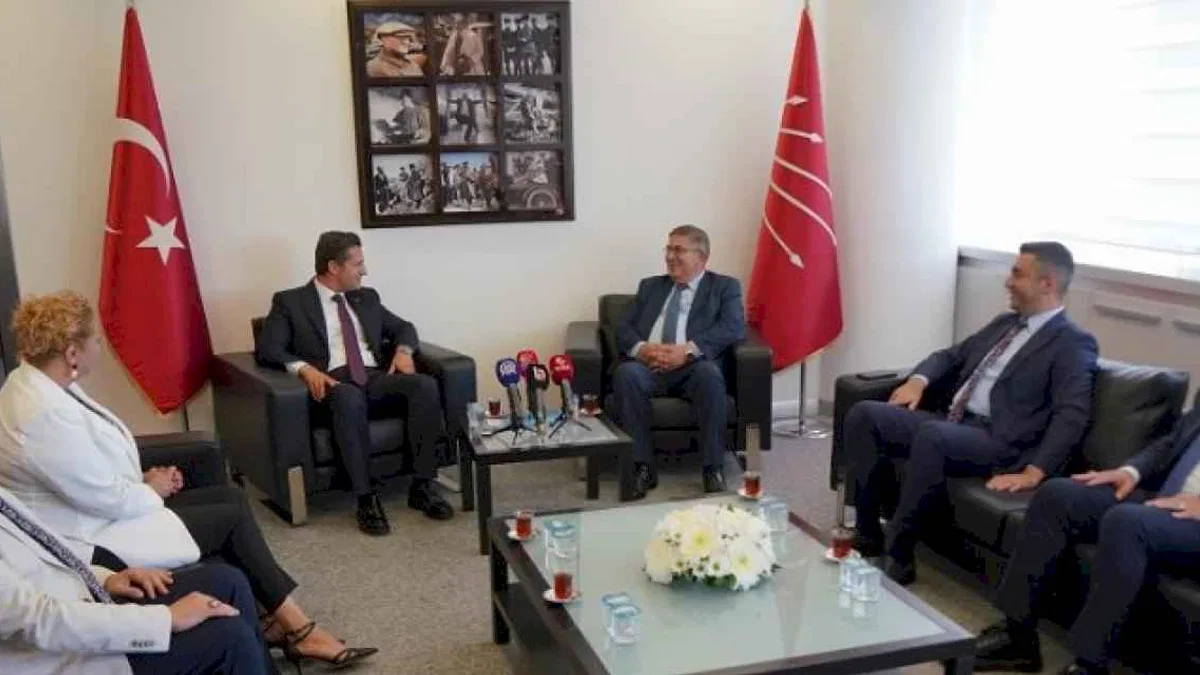 DEVA Partisi heyeti, siyasi partilerle bayramlaştı