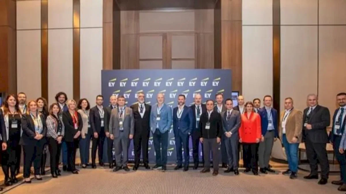 Otomotivde Dönüşüm Masaya Yatırıldı