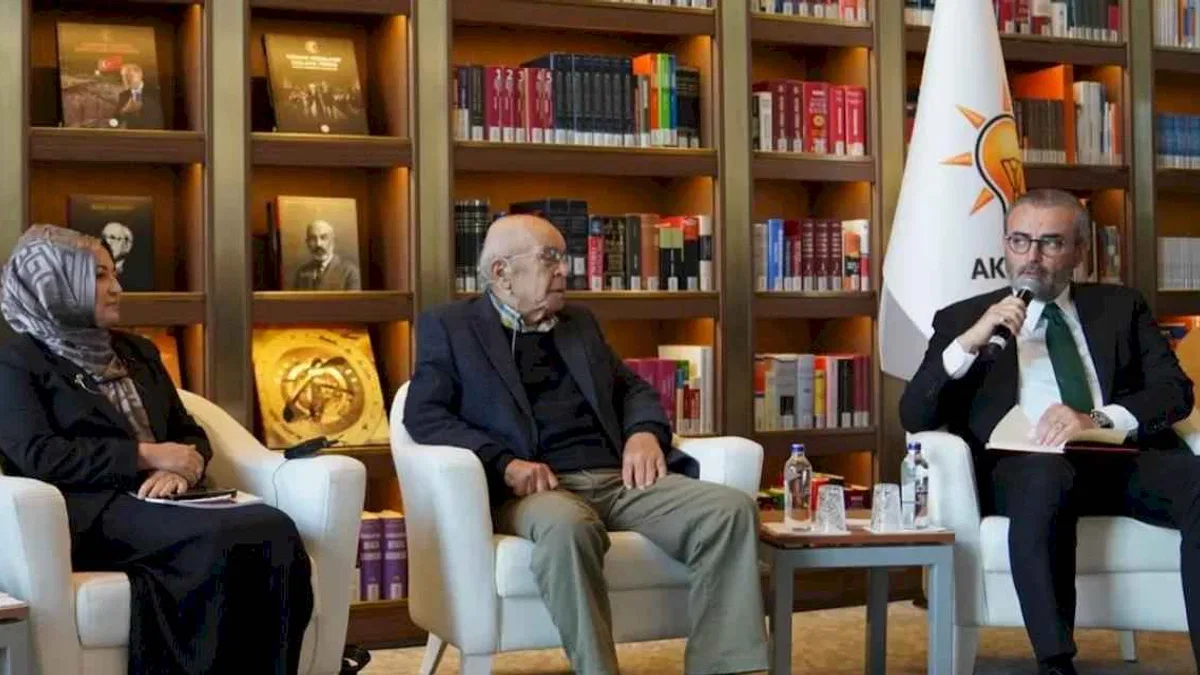 Sezai Karakoç ölümünün 4. yılında unutulmadı